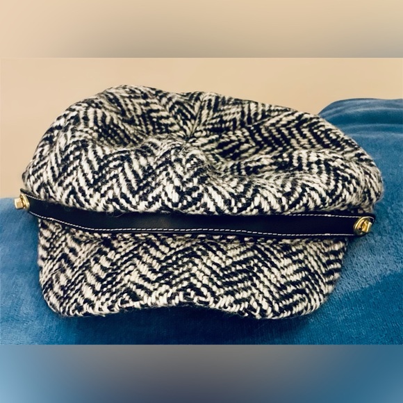 Coach Newsboy Hat, OS ~Herringbone~ NWOT! - Picture 4 of 6